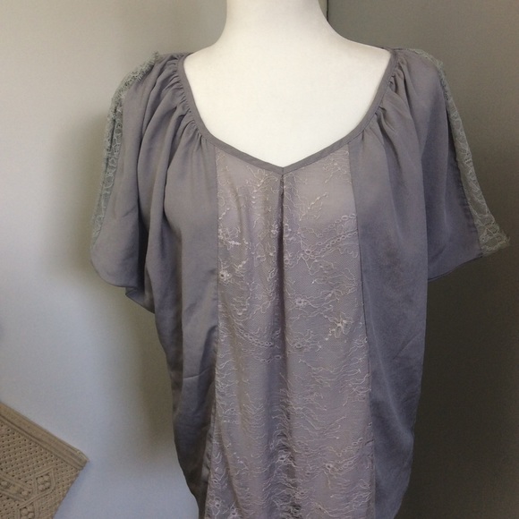 MM Couture Gray Lace V Neck Blouse Miss Me Sz S - Picture 8 of 8